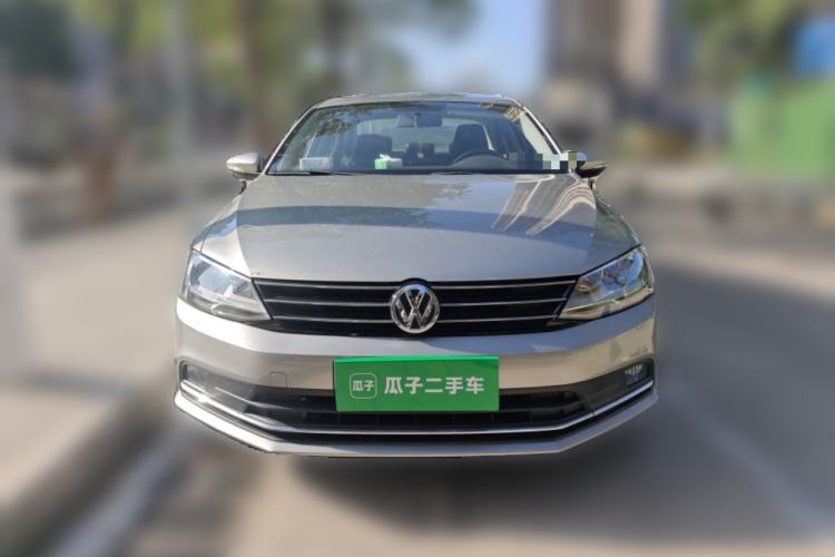 Used Volkswagen Sagitar 2015 230TSI Automatic Comfort Version Front