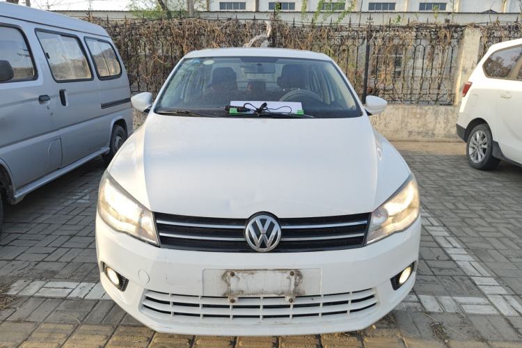 Used Volkswagen Jetta 2015 1.6L Manual Comfort Model Front