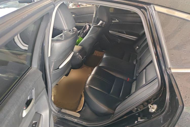 Used Honda Crosstour 2012 2.4L Luxury Edition