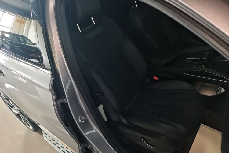 Used Geely Auto Monjaro L 2024 2.0TD High-Power Automatic Two-Wheel Drive Skyline Edition