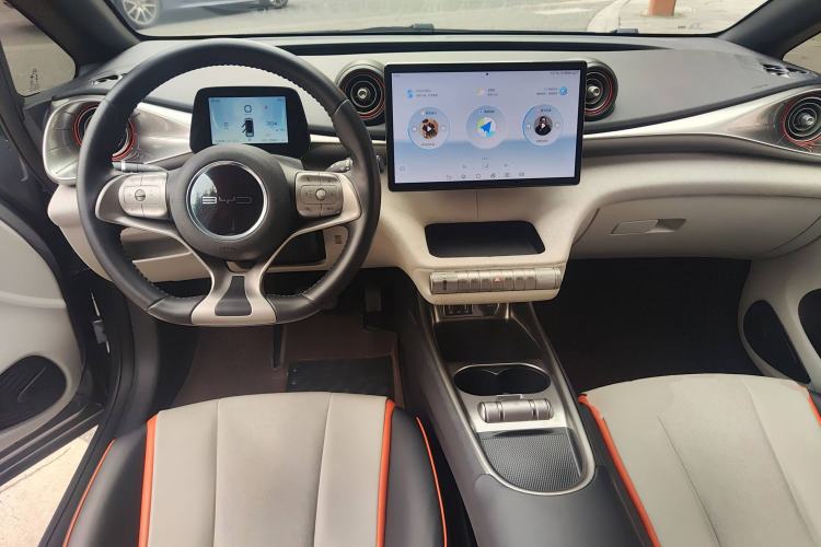 Used BYD Dolphin 2021 405 km Free Version
