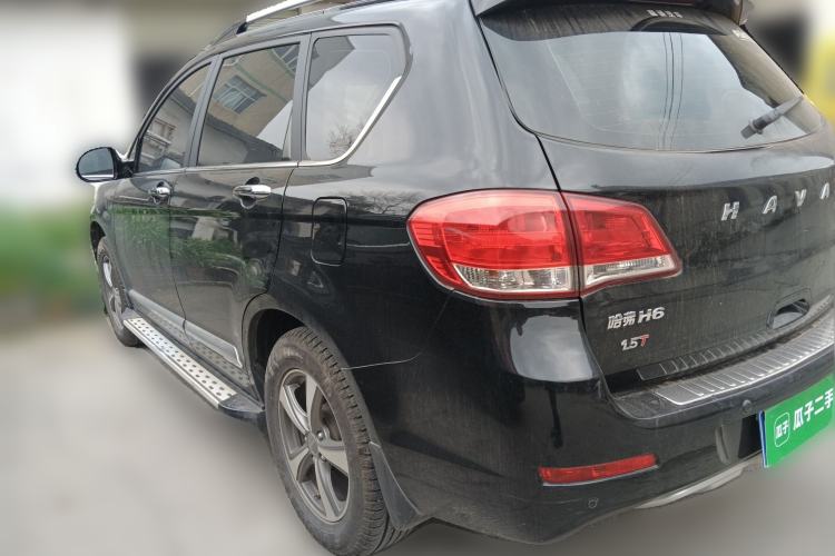 Used Haval H6 2015 Upgraded Model 1.5T Manual Two-Wheel Drive Elite Version