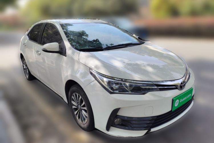 Used Toyota Corolla 2017 Revised Version 1.2T S-CVT GL Front Right 45 Deg