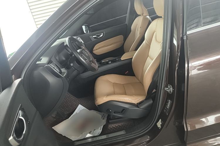 Used Volvo XC60 2019 T5 4x4 Smart Edition China V Standard
