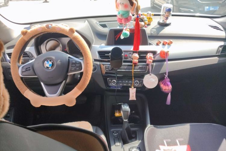 Used BMW X1 2019 sDrive18Li Fashion Model Center Console