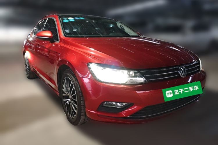 Used Volkswagen Lamando 2017 280TSI DSG Luxury Edition Front Right 45 Deg