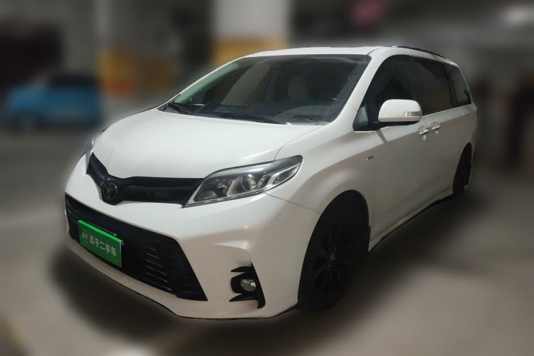 Used Toyota SIENNA 2018 3.5L Four-Wheel Drive SE Version 7 Seats U.S. Specification