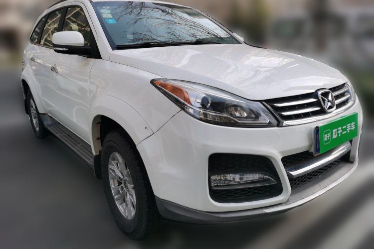 Used JMC Yusheng S350 2016 2.4T Automatic 2WD Diesel Luxury Version with Sunroof 5 Seats Front Right 45 Deg