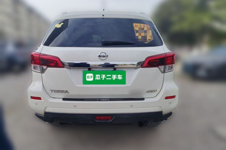 Used Nissan Terra 2018 2.5L Automatic 4x4 Luxury Edition Rear