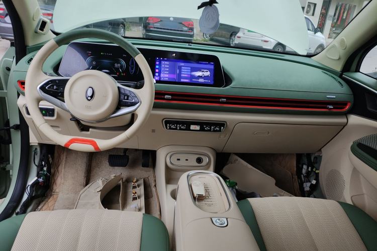 Used ORA Good Cat 2023 401 km Standard Range Prestige Version Lithium Iron Phosphate