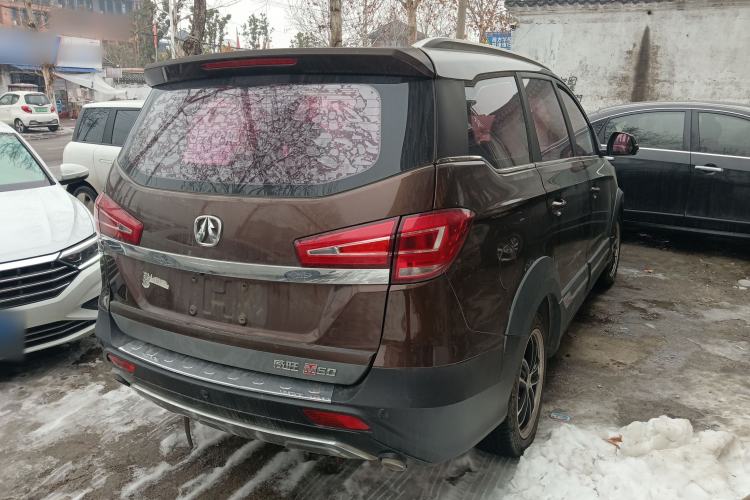 Used BAIC Weiwang M50F 2017 1.5L Standard Model
