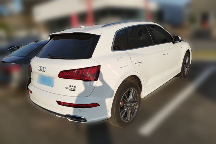 Used Audi Q5L 2018 45 TFSI Prestige Fashion Edition China V Emission Standard Rear Right 45 Deg
