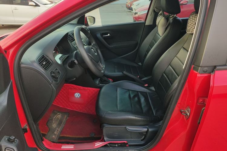 Used Volkswagen Polo 2016 1.4L Automatic Trendy Model
