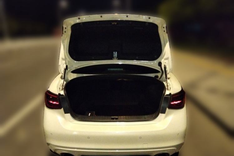 Used Infiniti Q50L 2018 2.0T Enjoyment Edition China V standard