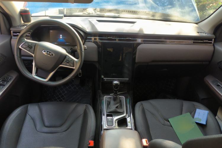 Used JAC T8 2021 2.4T PRO Gasoline Two-Wheel Drive Rui Xing Edition Standard Dual 4K22D4T
