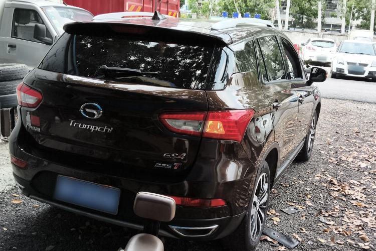 Used GAC Trumpchi GS4 2017 235T Manual Two-Wheel Drive Luxury Edition
