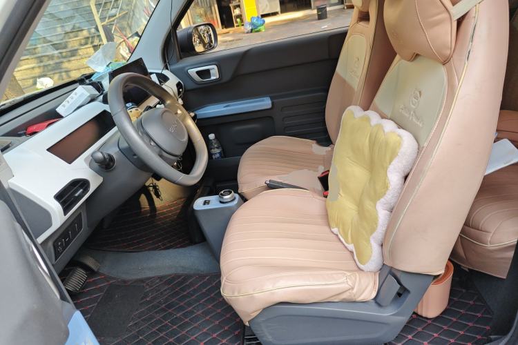 Used Geely Galaxy Panda 2023 Panda Mini 200km Endurance Bear Left Front Seat