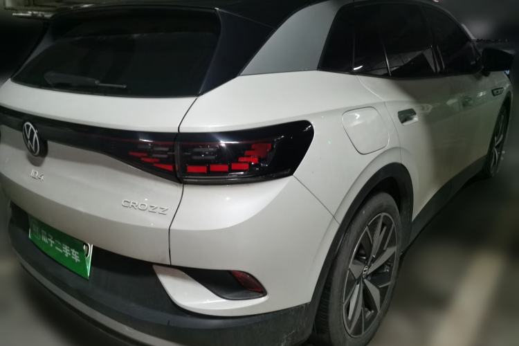 Used Volkswagen ID.4 CROZZ 2021 Long-Range PRO Two-Wheel Drive Version Rear Right 45 Deg