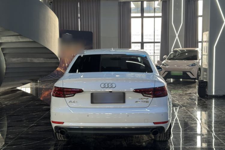 Used Audi A4L 2018 30th Anniversary Edition 40 TFSI Trendy Model