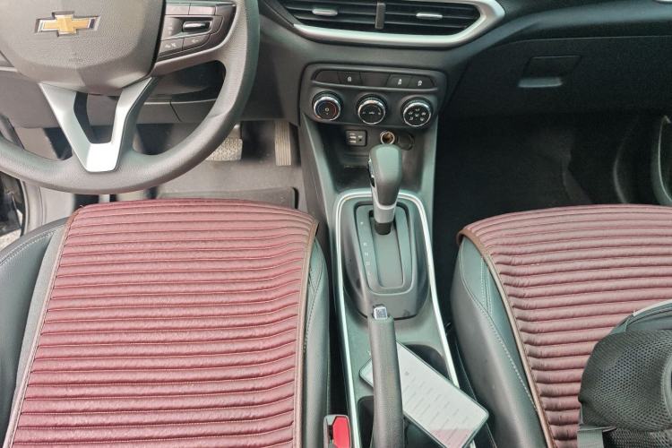 Used Chevrolet Trax 2019 325T Automatic Fun Edition China VI Standard