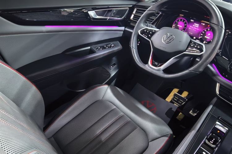 Used Volkswagen Teramont X 2024 530 V6 All-Wheel-Drive Longxiang Edition Interior 8