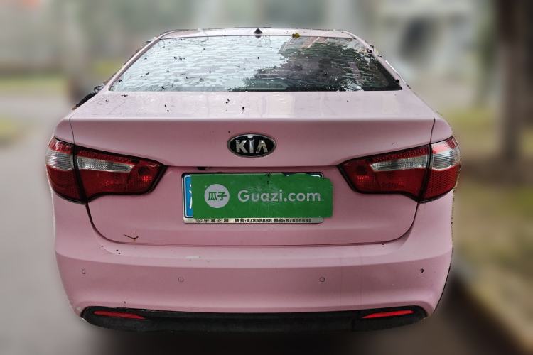 Used Kia K2 2012 Sedan 1.4L MT TOP Commemorative Edition
