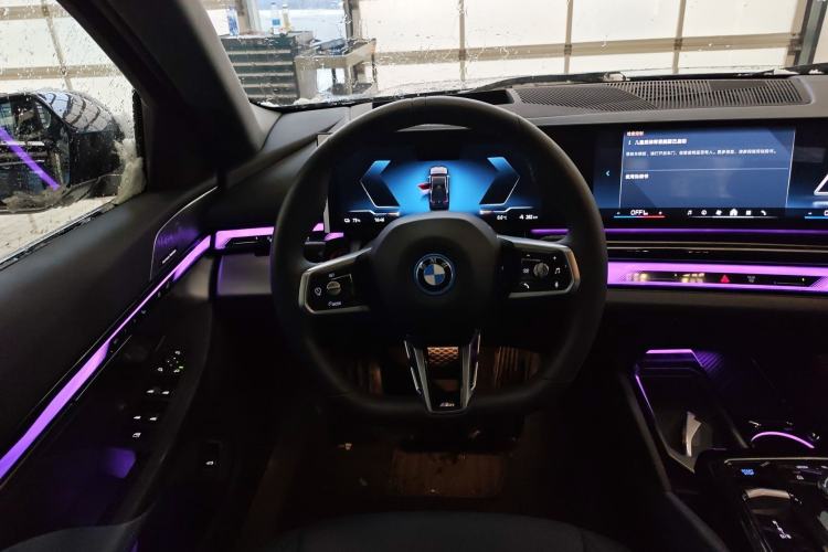 Used BMW i5 2025 eDrive 40L M Sport Package
