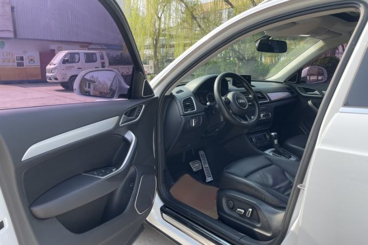 Used Audi Q3 2016 30 TFSI Fashion Model