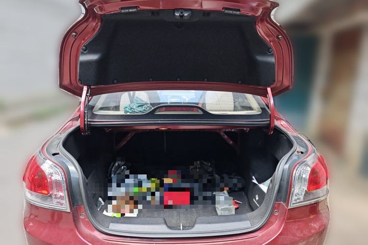 Used Baojun 630 2011 1.5L manual Comfort trim level