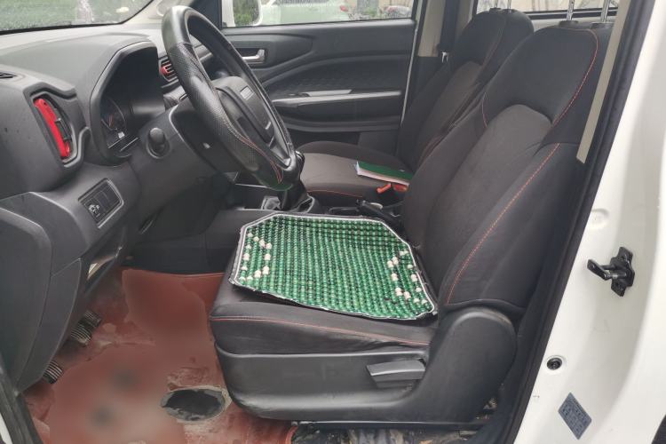 Used Dongfeng Fengon 380 2022 1.5L Comfort-Class Passenger Vehicle (Steel Spring) with 7 Seats
