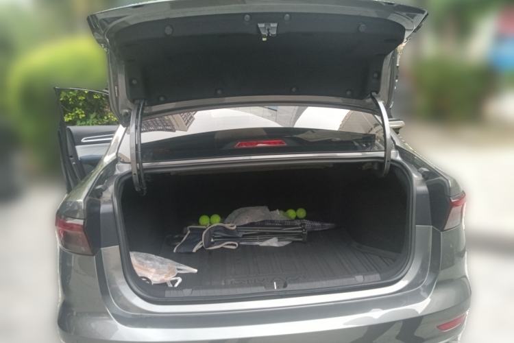 Used Geely Auto Emgrand 2022 4th Generation 1.5L CVT Flagship Model