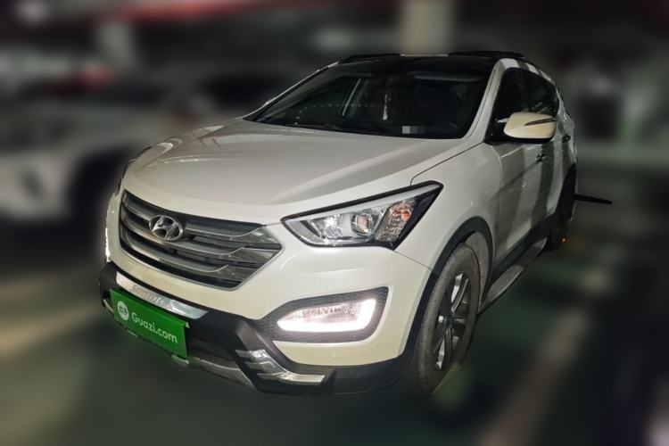 Used Hyundai Santa Fe 2015 2.0T Automatic Two-Wheel Drive Smart Version 5 Seats