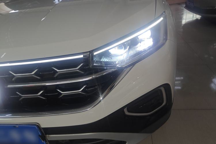 Used Volkswagen Tayron 2023 280TSI Two-Wheel-Drive Luxury Plus Advanced Version
