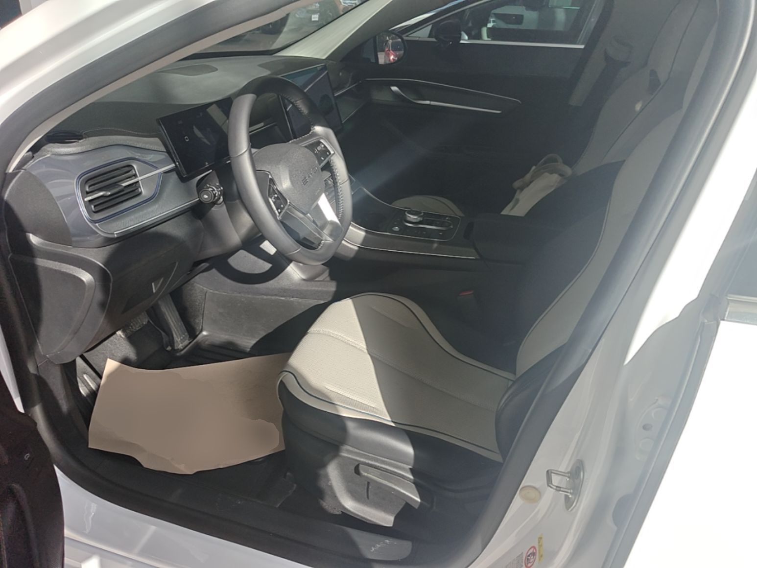 BYD Destroyer 05 2024 HONOR Edition DM-i 55KM Luxury Model — снимка 17