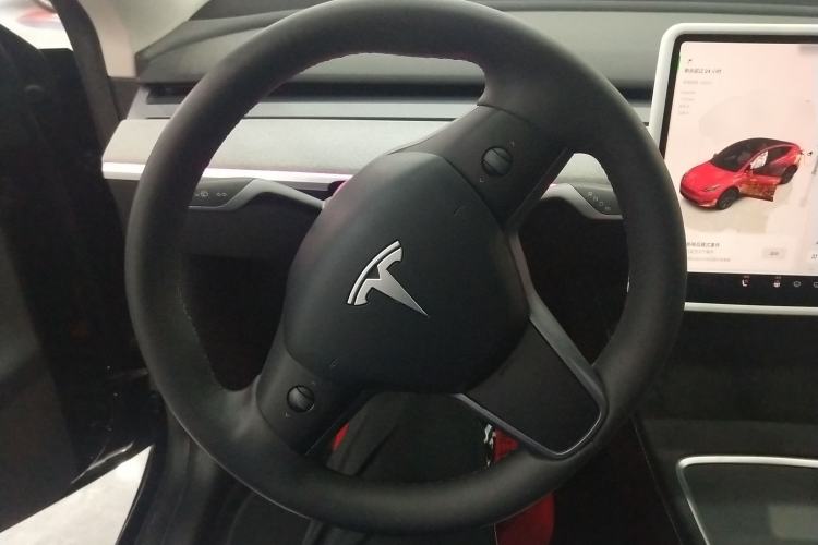 Used Tesla Model Y 2023 Rear-Wheel-Drive Version