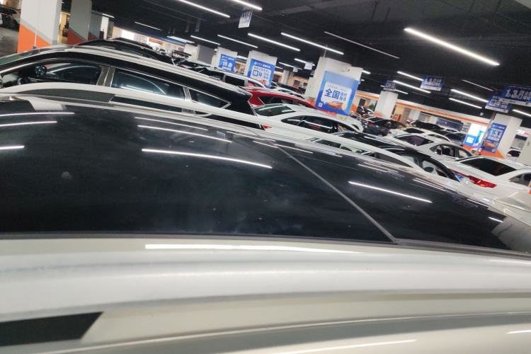 Used Roewe RX5 MAX 2021 Supreme Series 300TGI Automatic Luxury Cabin Edition
