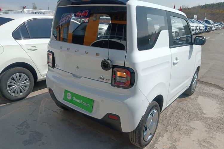 Used Geely Galaxy Panda 2024 Panda Mini 200km Endurance Bear
