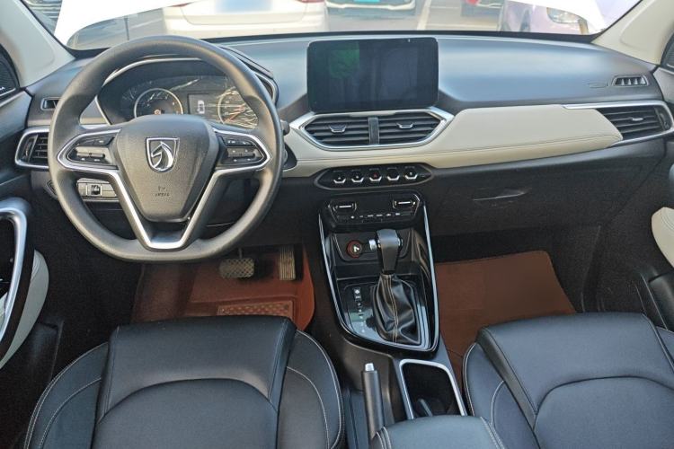 Used Baojun 530 2019 1.5T CVT Luxury Model 7 Seats China V Emission Standard
