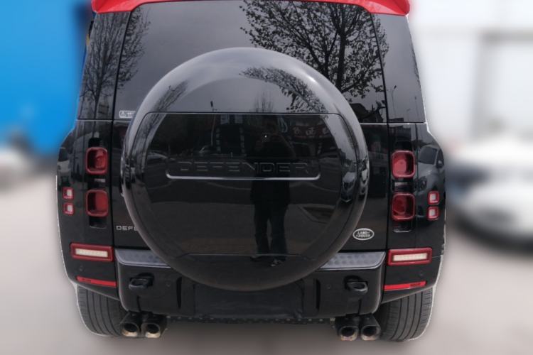 Used Land Rover Defender 2023 Facelift 110 3.0T P400 X-DYNAMIC HSE Rear