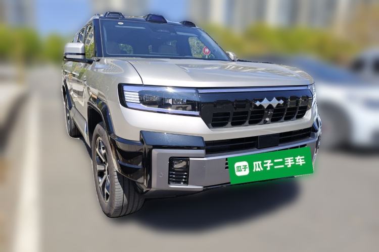 Used Formula Leopard 8 2025 Smart & Brave Flagship Edition 7 Seats