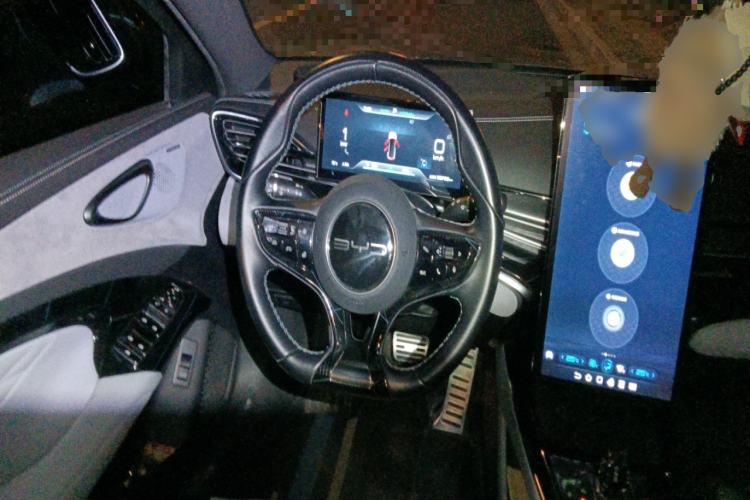 Used BYD Seal 2022 550 km Standard Range Rear-Wheel Drive Prestige Version
