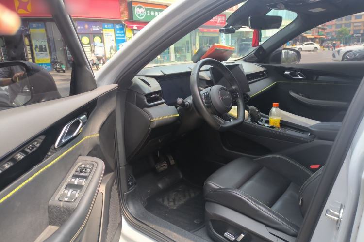 Used Lynk & Co 03 2023 1.5T EM-F PM Driver Seat