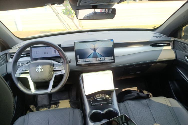 Used BYD Qin PLUS 2025 DM-i Smart Drive 120KM Superior Model
