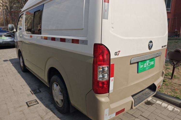 Used Foton Scenic G7 2017 2.0L Short-Wheelbase Commercial Van High Roof 4 Seats 4Q20M
