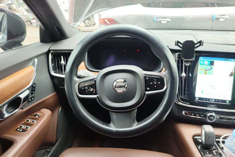Used Volvo S90 New Energy 2022 T8 eDrive Hybrid Luxury Edition Steering Wheel