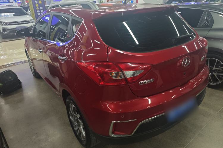 Used JAC Group Refine S2 2016 1.5L CVT Luxury Model Two-Tone Version