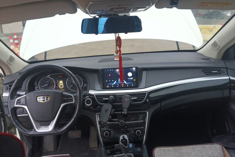Used Geely Auto Emgrand GT 2015 1.8T Comfort Model Center Console