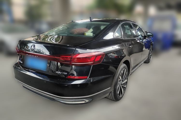 Used Volkswagen Passat 2022 330TSI Starry Elite Edition Rear Right 45 Deg