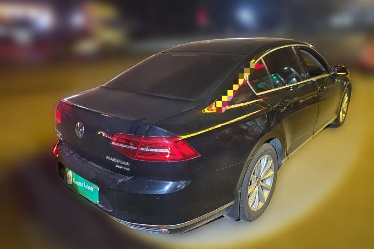 Used Volkswagen Magotan 2018 330TSI DSG Advanced Model Rear Right 45 Deg