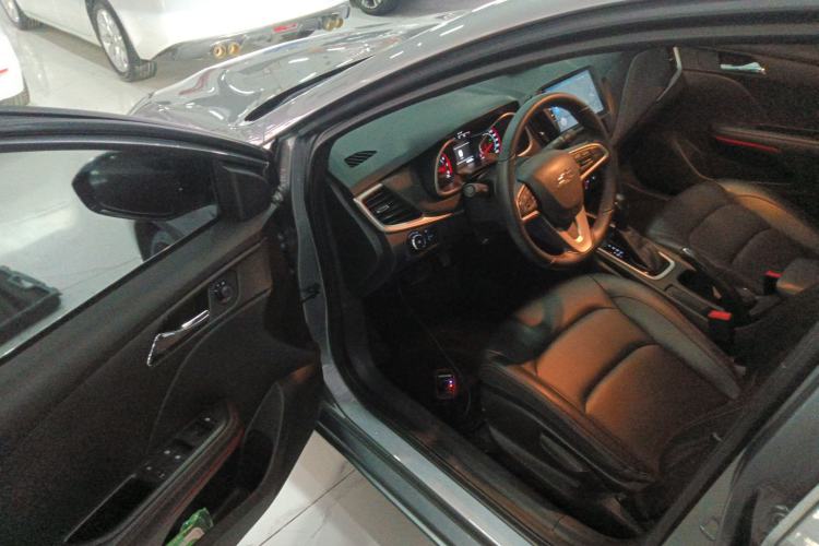 Used Chevrolet Monza 2019 RS 330T Automatic Comfort Edition China VI Standard Driver Seat